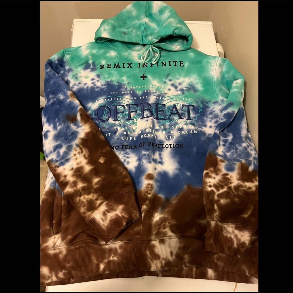 Off Beat Sweatshirt